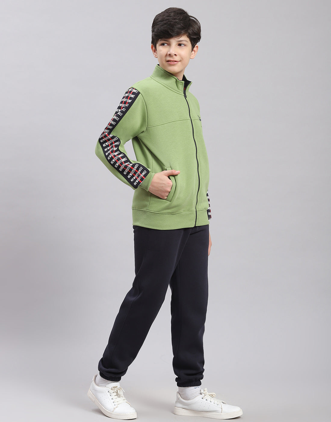 Boys Green Printed H Neck Full Sleeve Tracksuit
