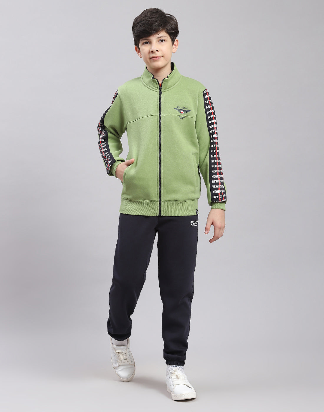 Boys Green Printed H Neck Full Sleeve Tracksuit