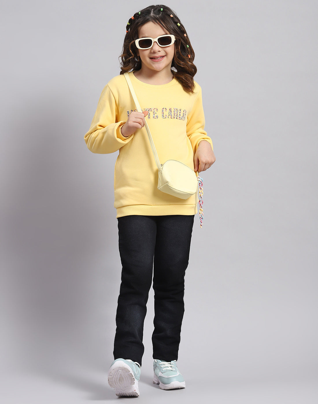 Girls Yellow Embellished Round Neck Full Sleeve Sweatshirt
