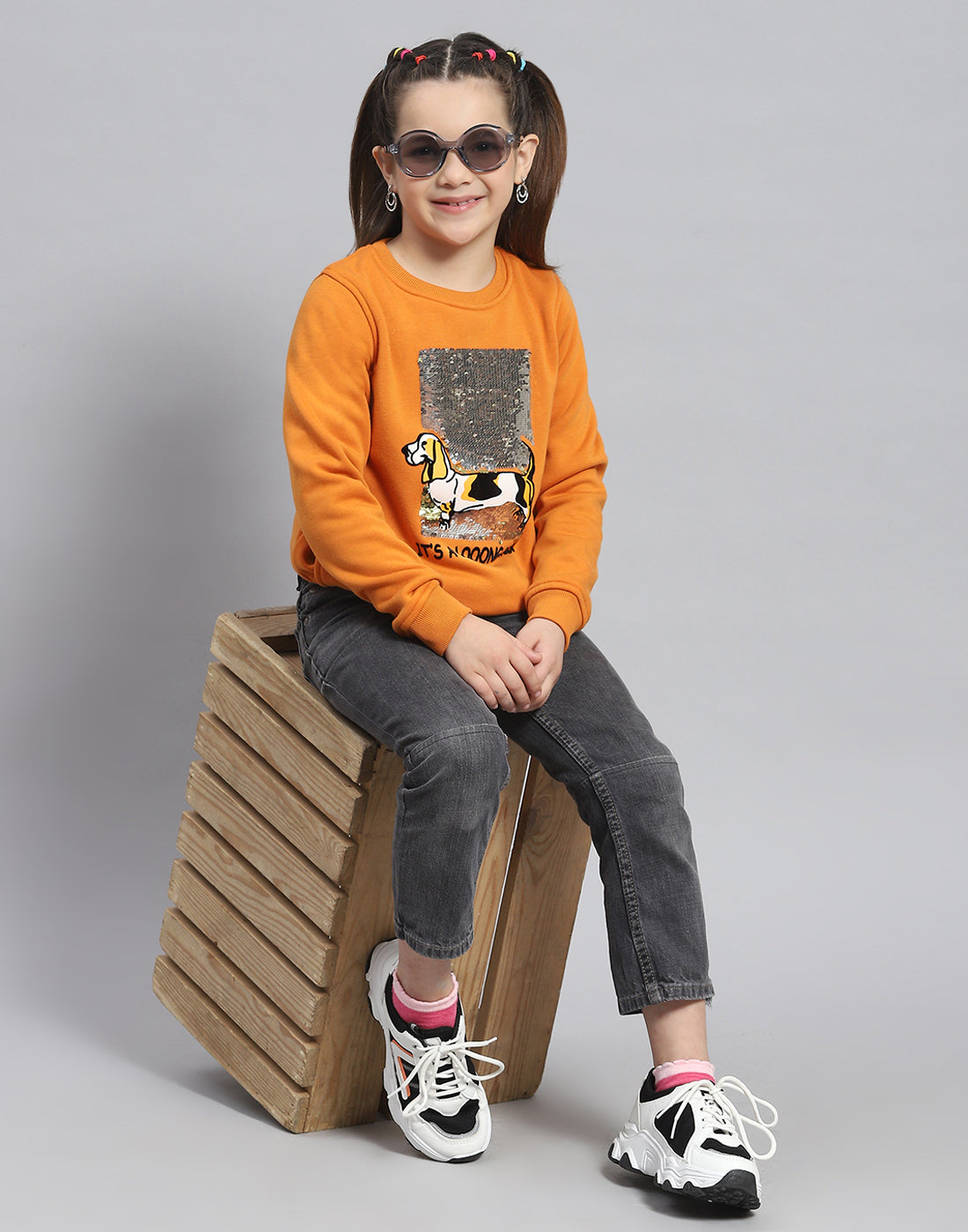 Girls Orange Embellished Round Neck Full Sleeve Sweatshirt