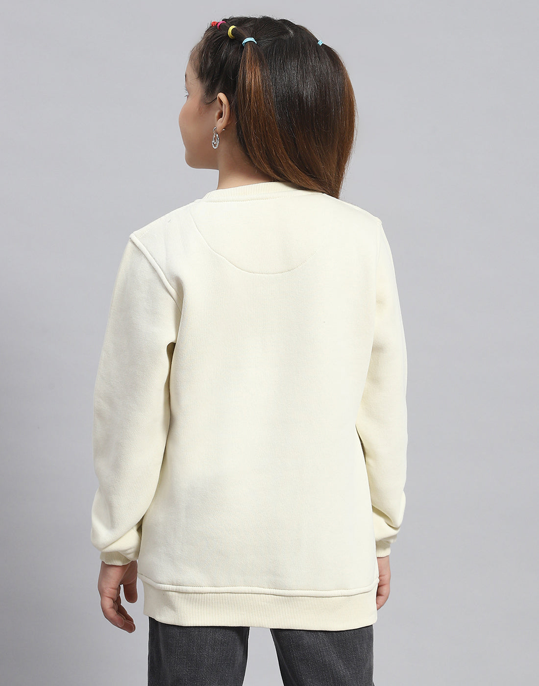 Girls Cream Embellished Round Neck Full Sleeve Sweatshirt