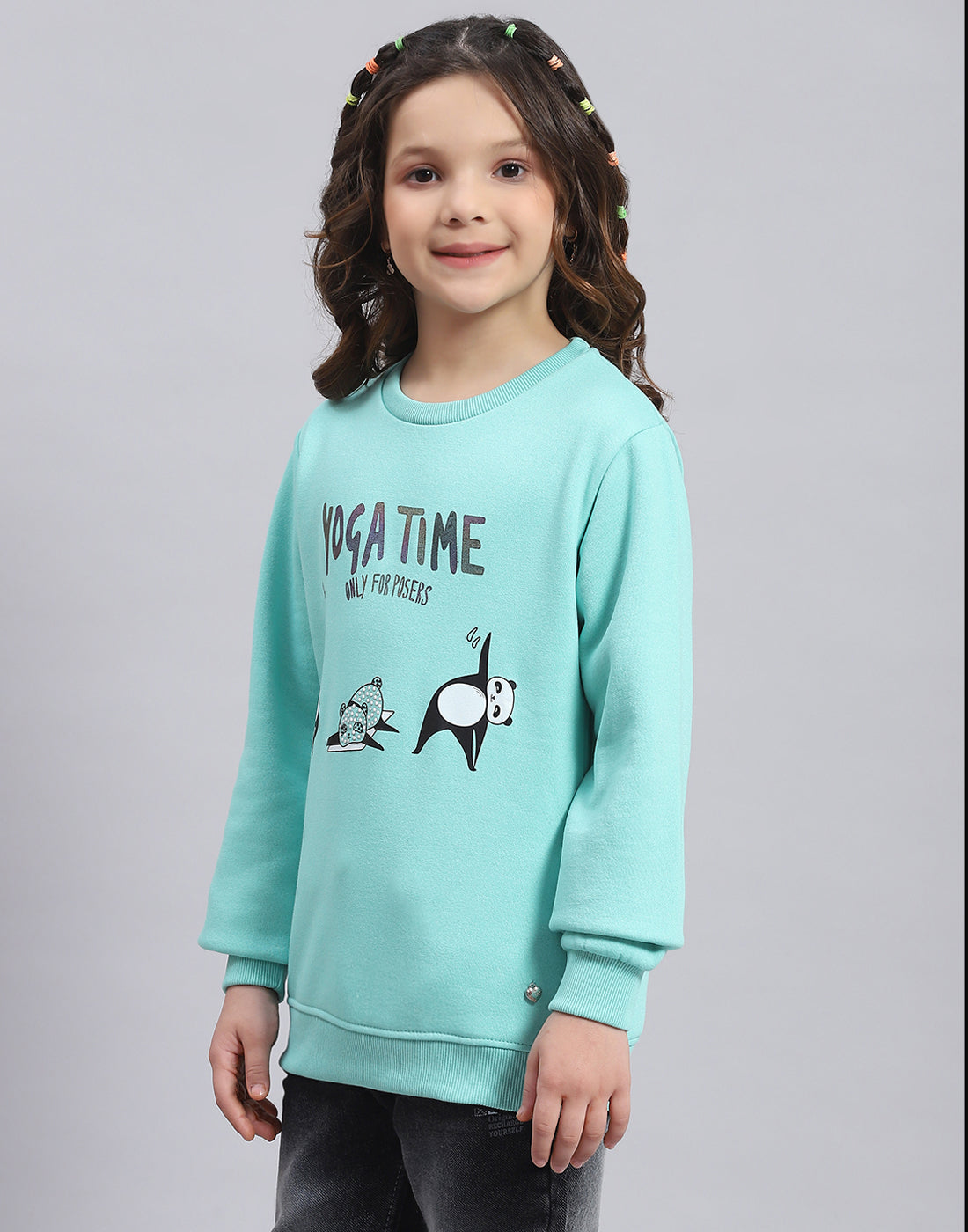 Girls Turquoise Blue Printed Round Neck Full Sleeve Sweatshirt