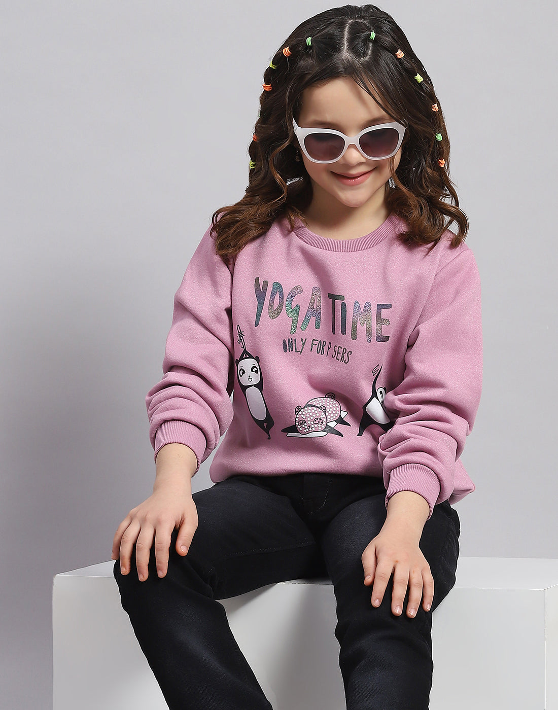 Girls Purple Printed Round Neck Full Sleeve Sweatshirt