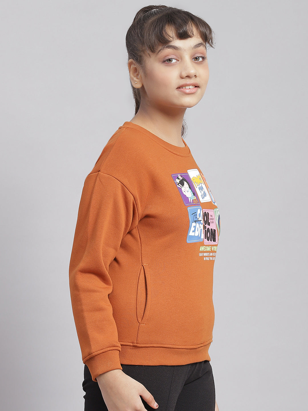 Girls Rust Printed Round Neck Full Sleeve Sweatshirt