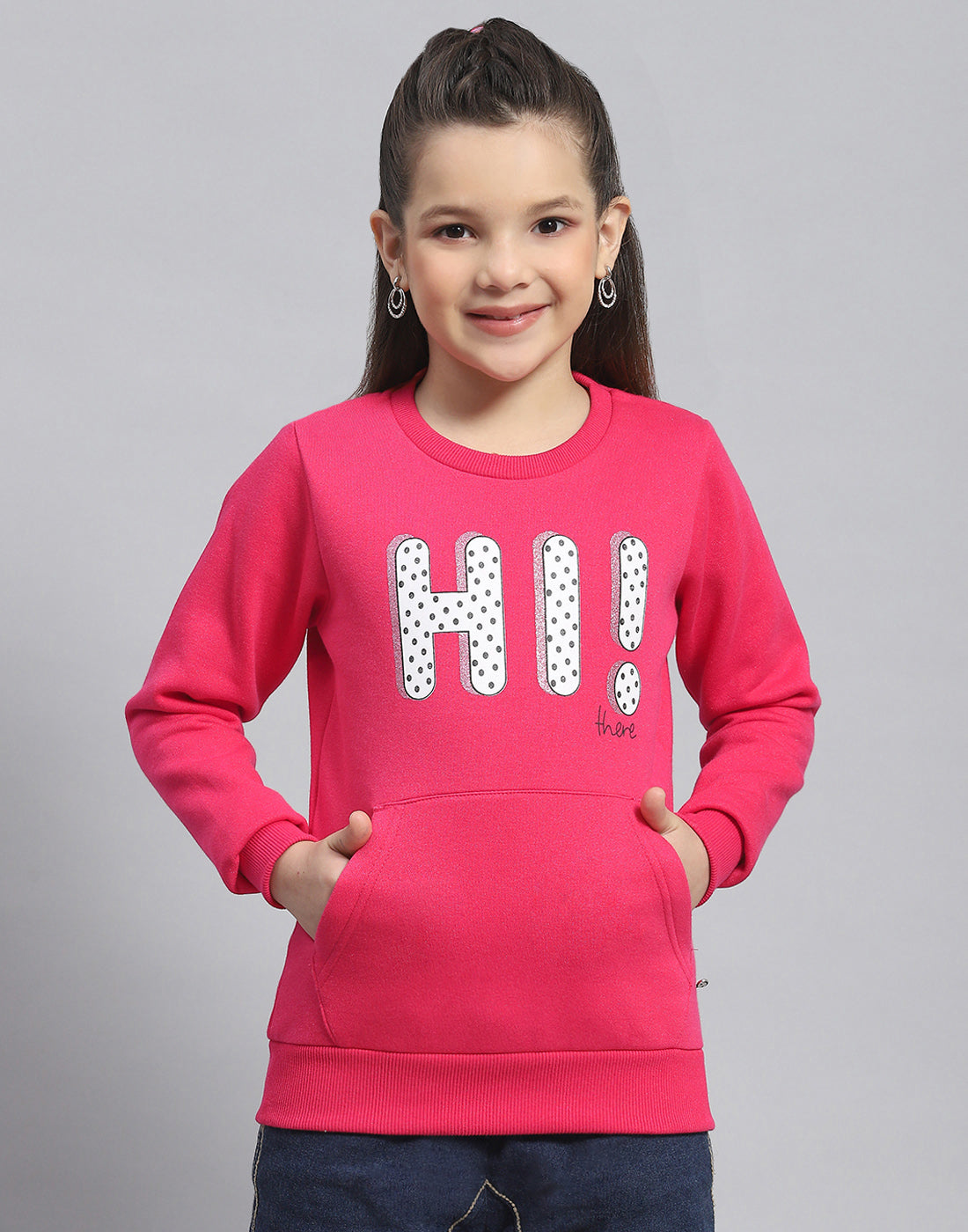 Girls Magenta Printed Round Neck Full Sleeve Sweatshirt