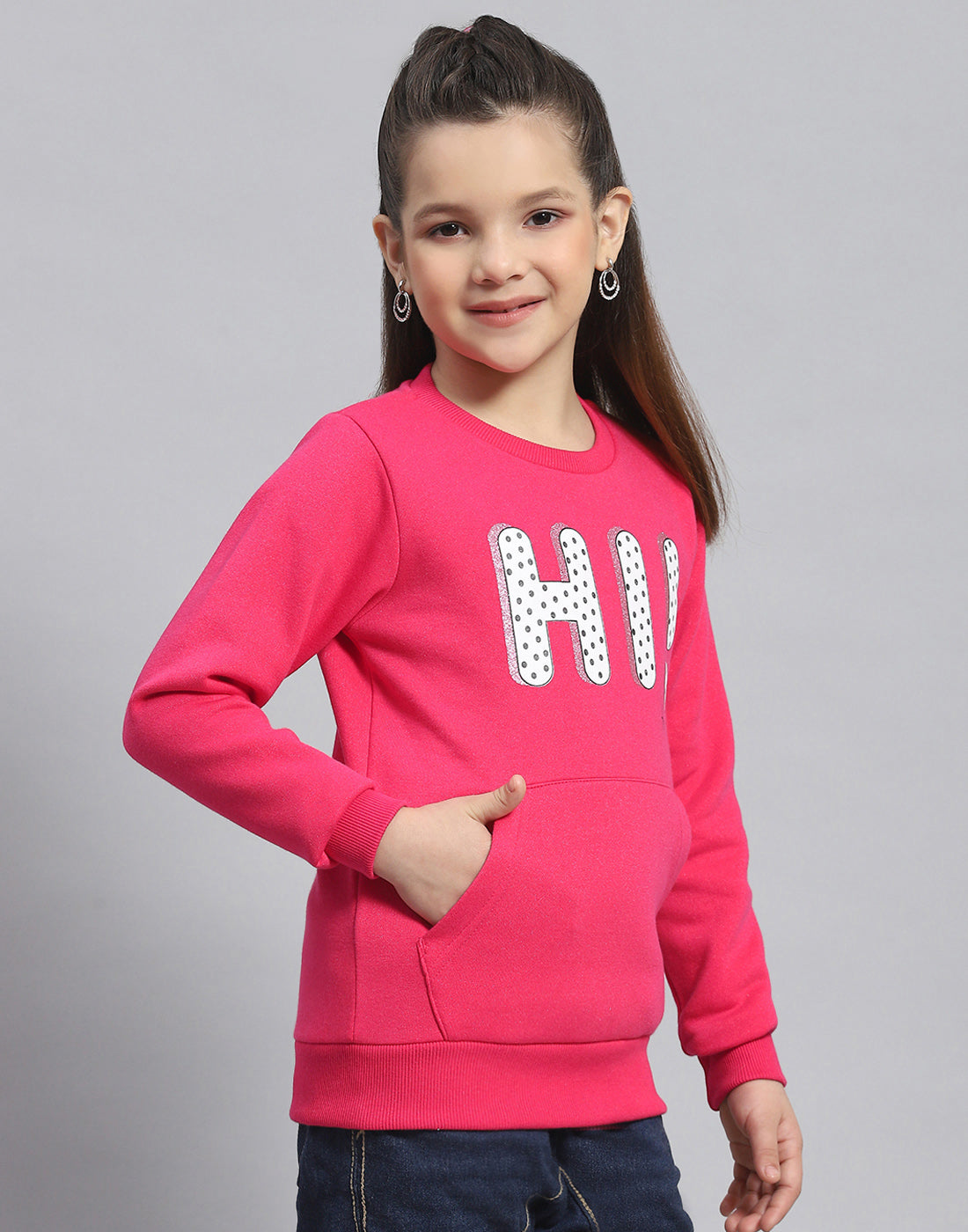 Girls Magenta Printed Round Neck Full Sleeve Sweatshirt