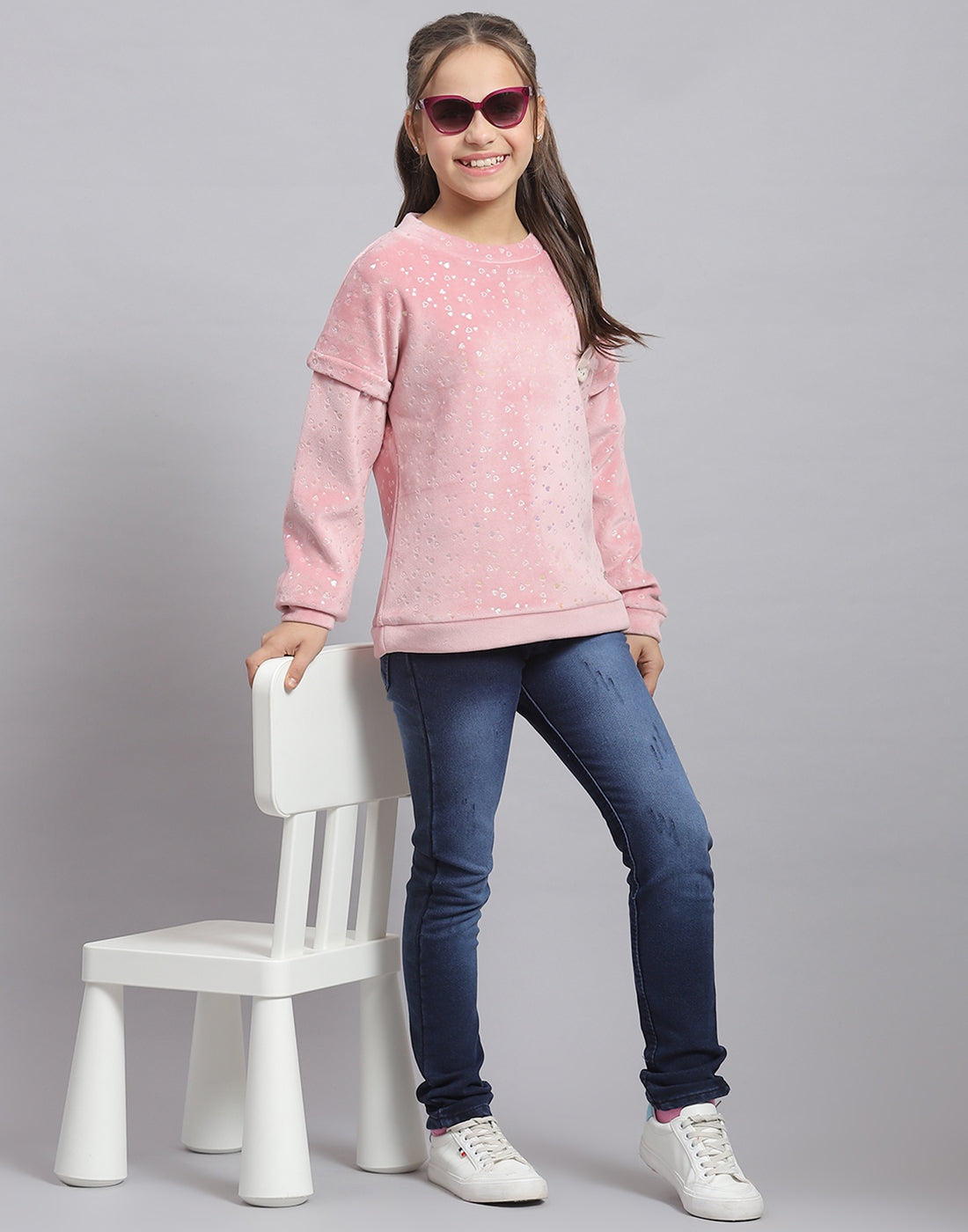 Girls Pink Printed Round Neck Full Sleeve Sweatshirt