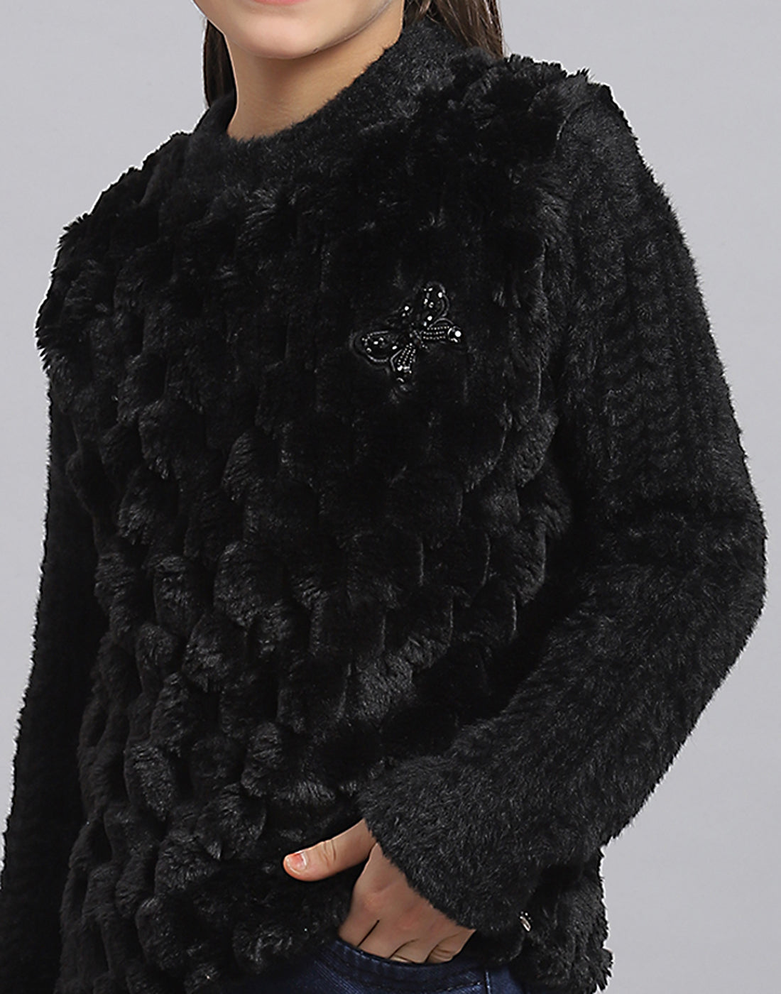 Girls Black Self Design Round Neck Full Sleeve Sweatshirt