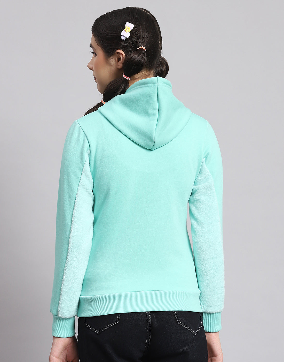 Girls Turquoise Blue Printed Hooded Full Sleeve Sweatshirt