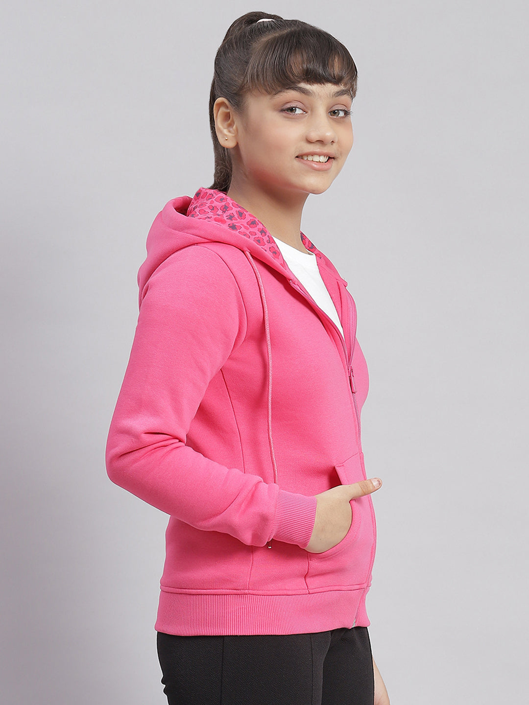 Girls Pink Solid Hooded Full Sleeve Sweatshirt