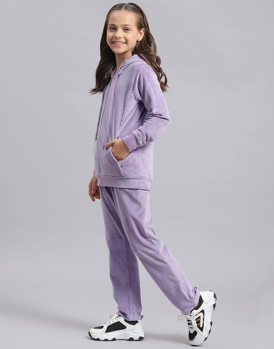 Girls Purple Solid Hooded Full Sleeve Tracksuit