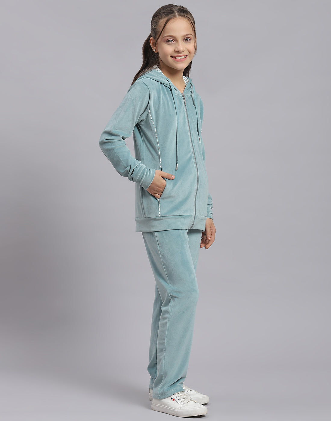 Girls Teal Blue Solid Hooded Full Sleeve Tracksuit