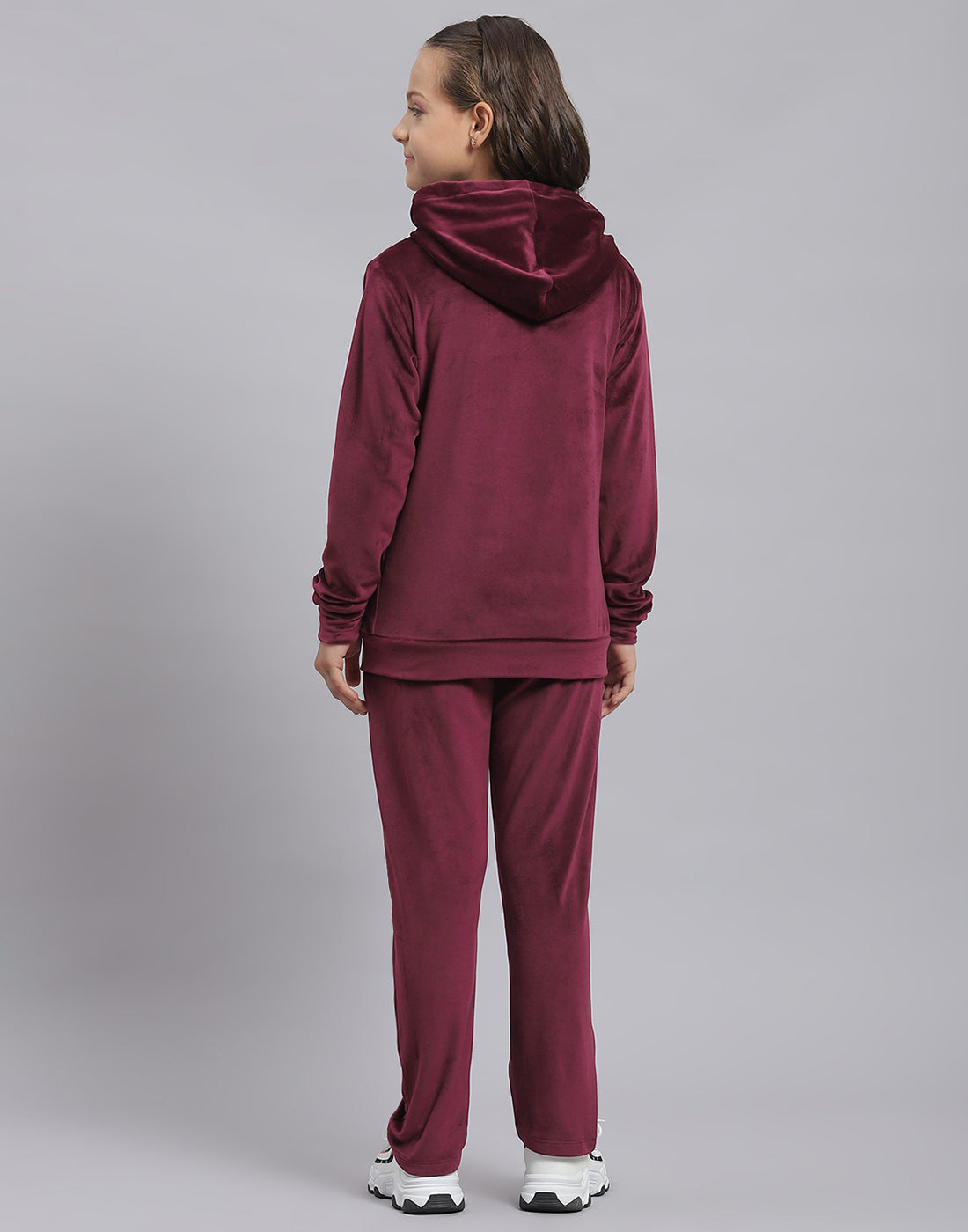 Girls Maroon Solid Hooded Full Sleeve Tracksuit