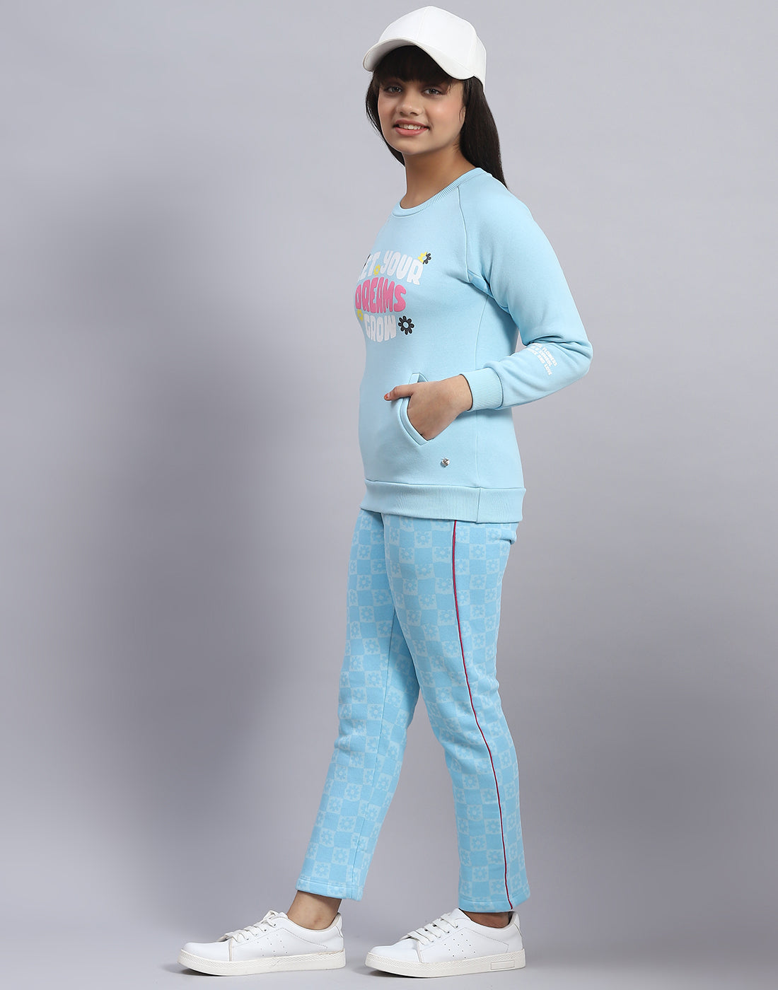 Girls Blue Printed Round Neck Full Sleeve Tracksuit