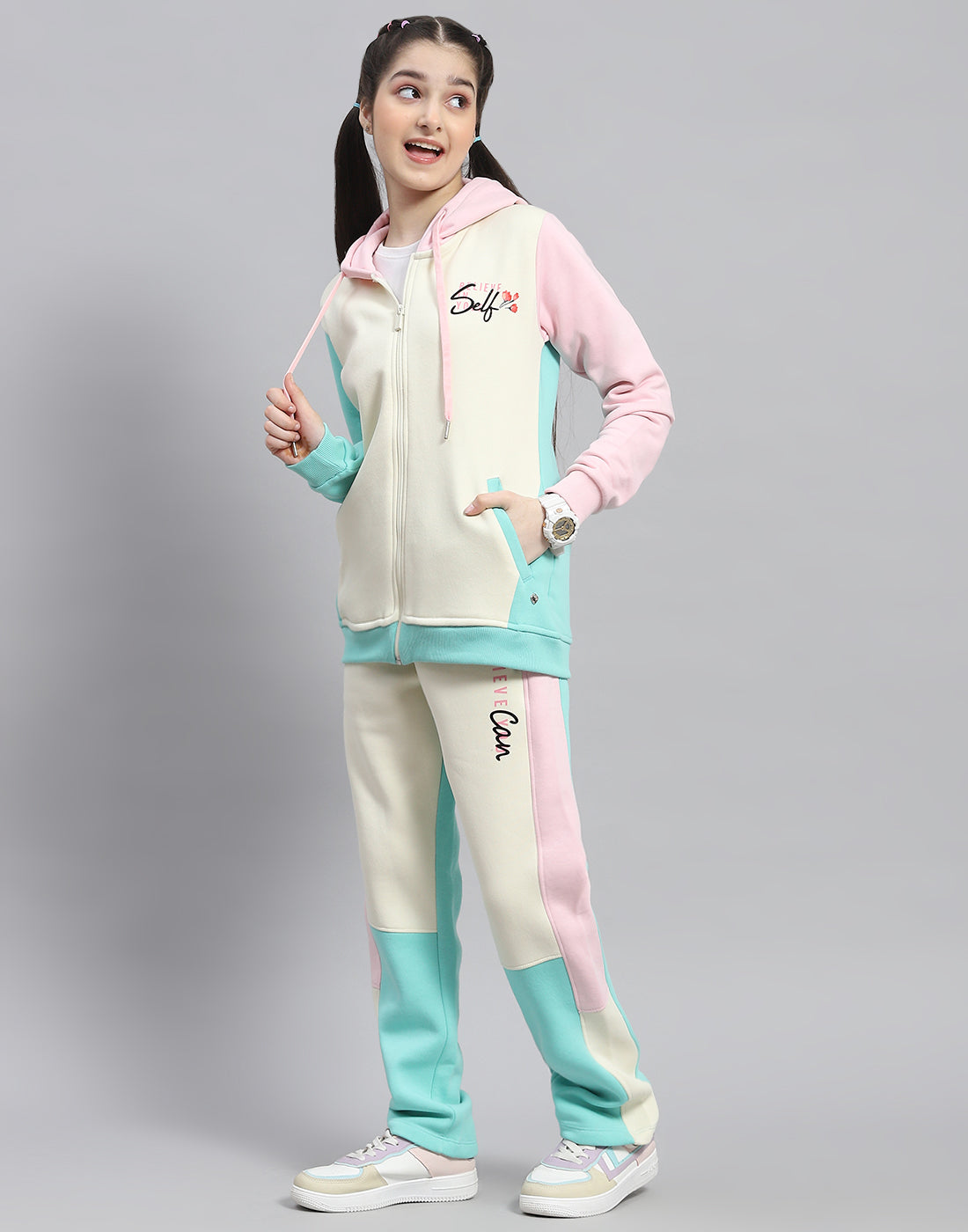 Girls Cream Printed Hooded Full Sleeve Tracksuit