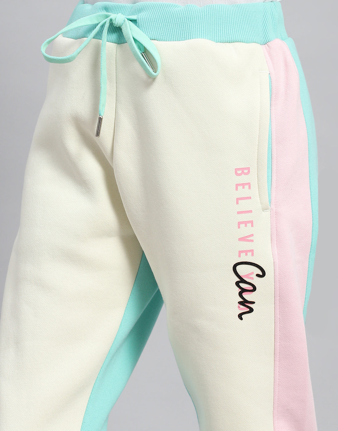 Girls Cream Printed Hooded Full Sleeve Tracksuit