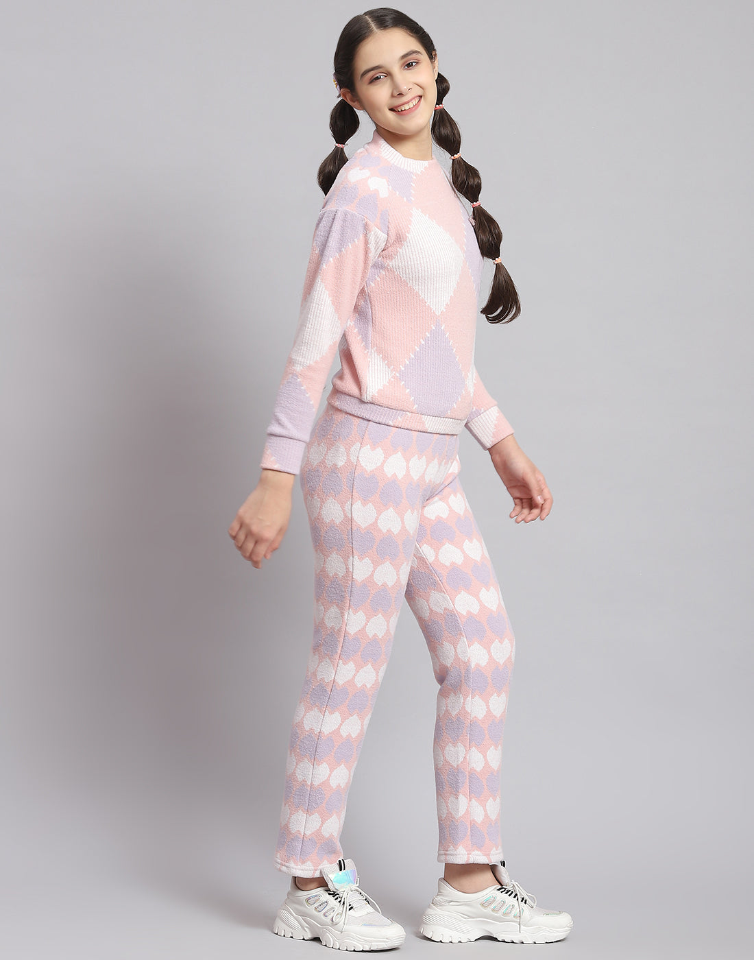 Girls Peach Self Design T Neck Full Sleeve Cords Set