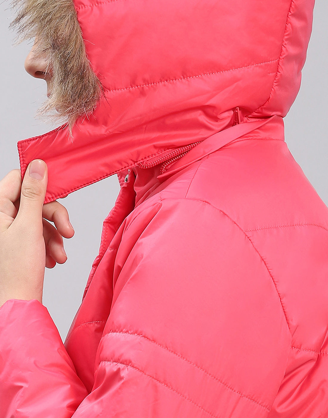 Girls Pink Solid Hooded Full Sleeve Girls Jacket