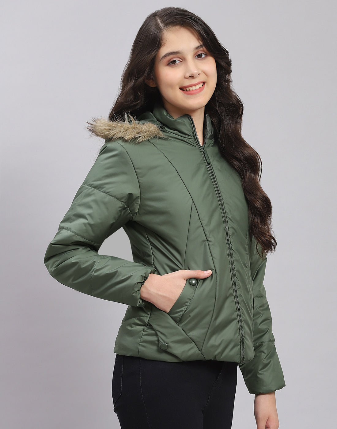 Girls Olive Solid Hooded Full Sleeve Girls Jacket