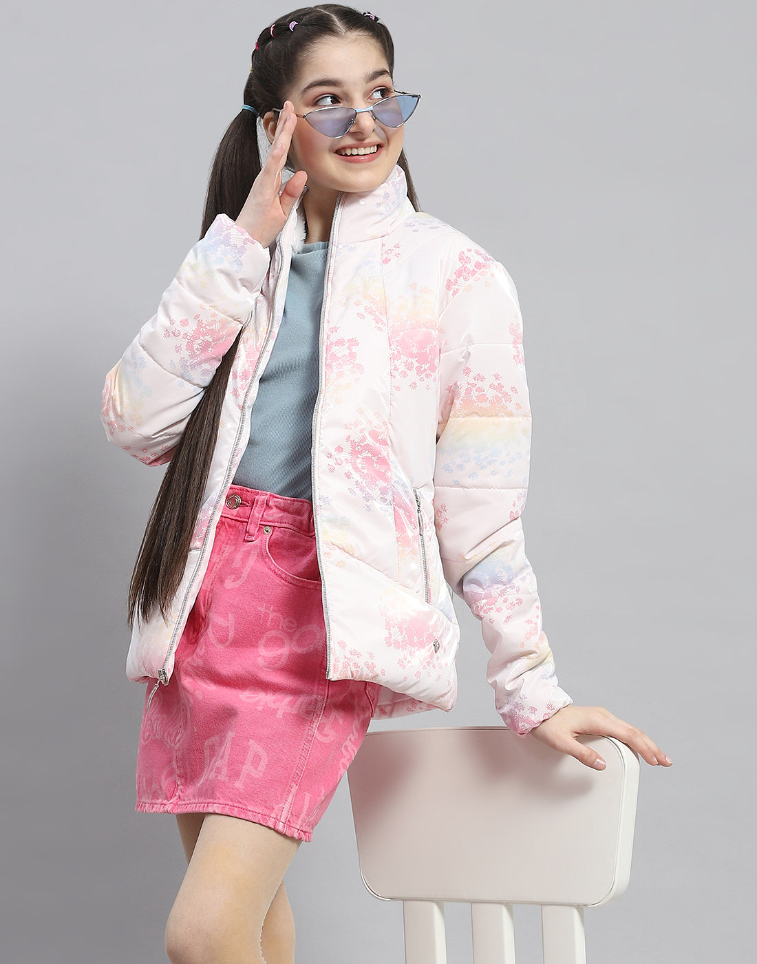 Girls Pink Printed Stand Collar Full Sleeve Girls Jacket