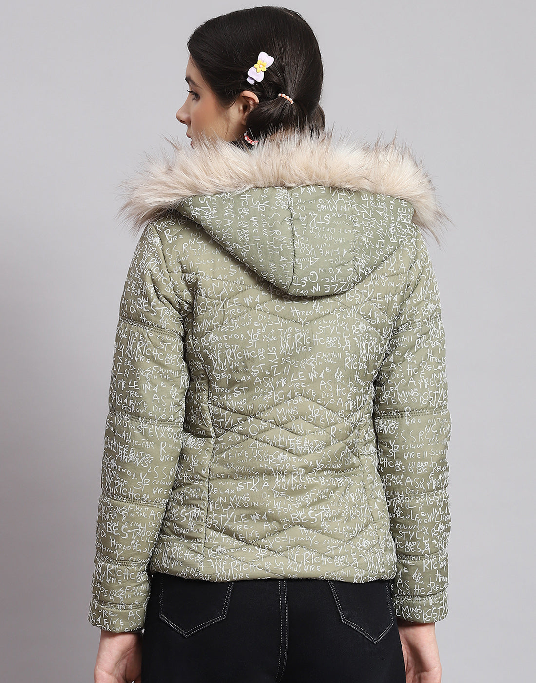 Girls Green Printed Hooded Full Sleeve Girls Jacket