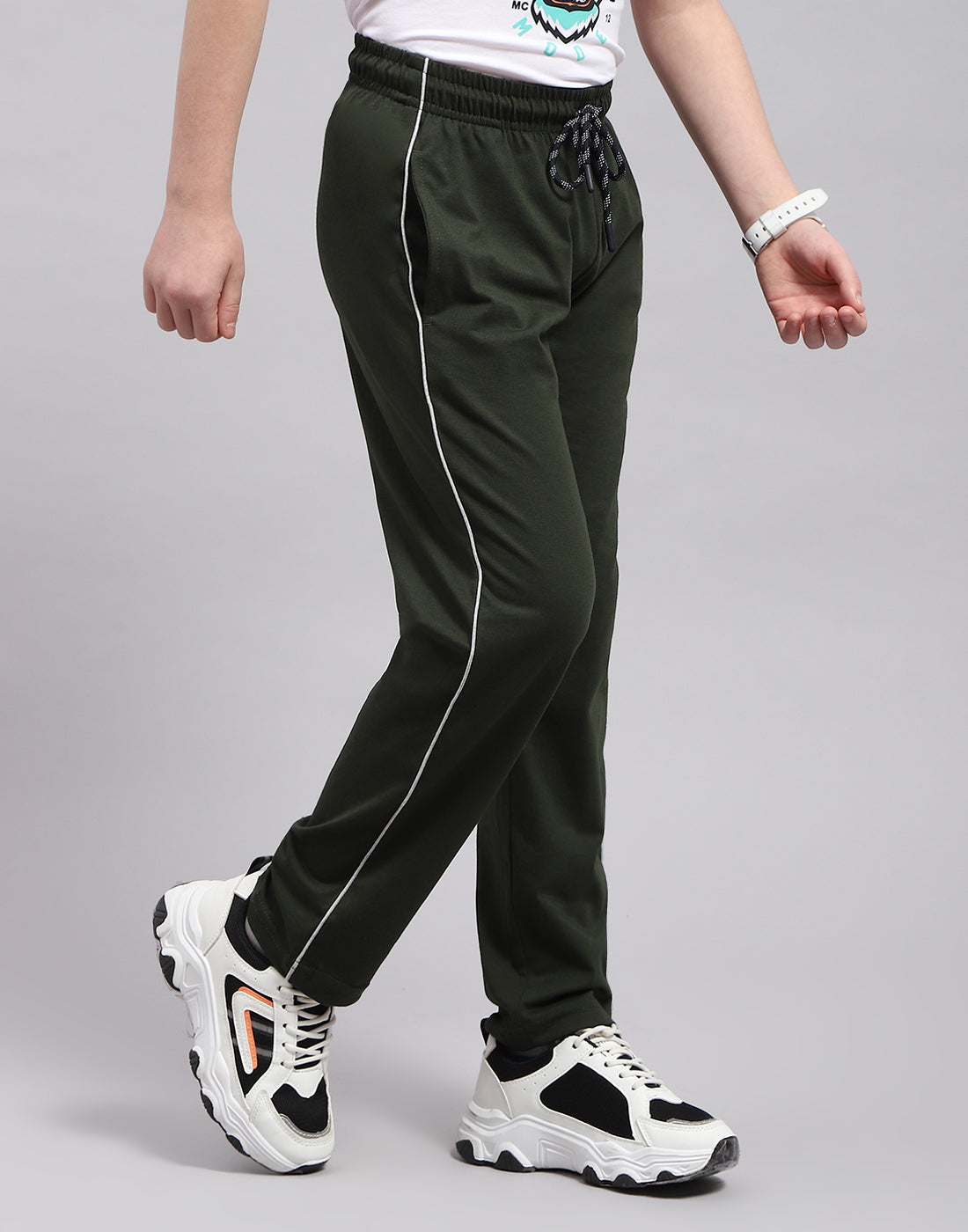 Boys Olive Printed Regular Fit Lower