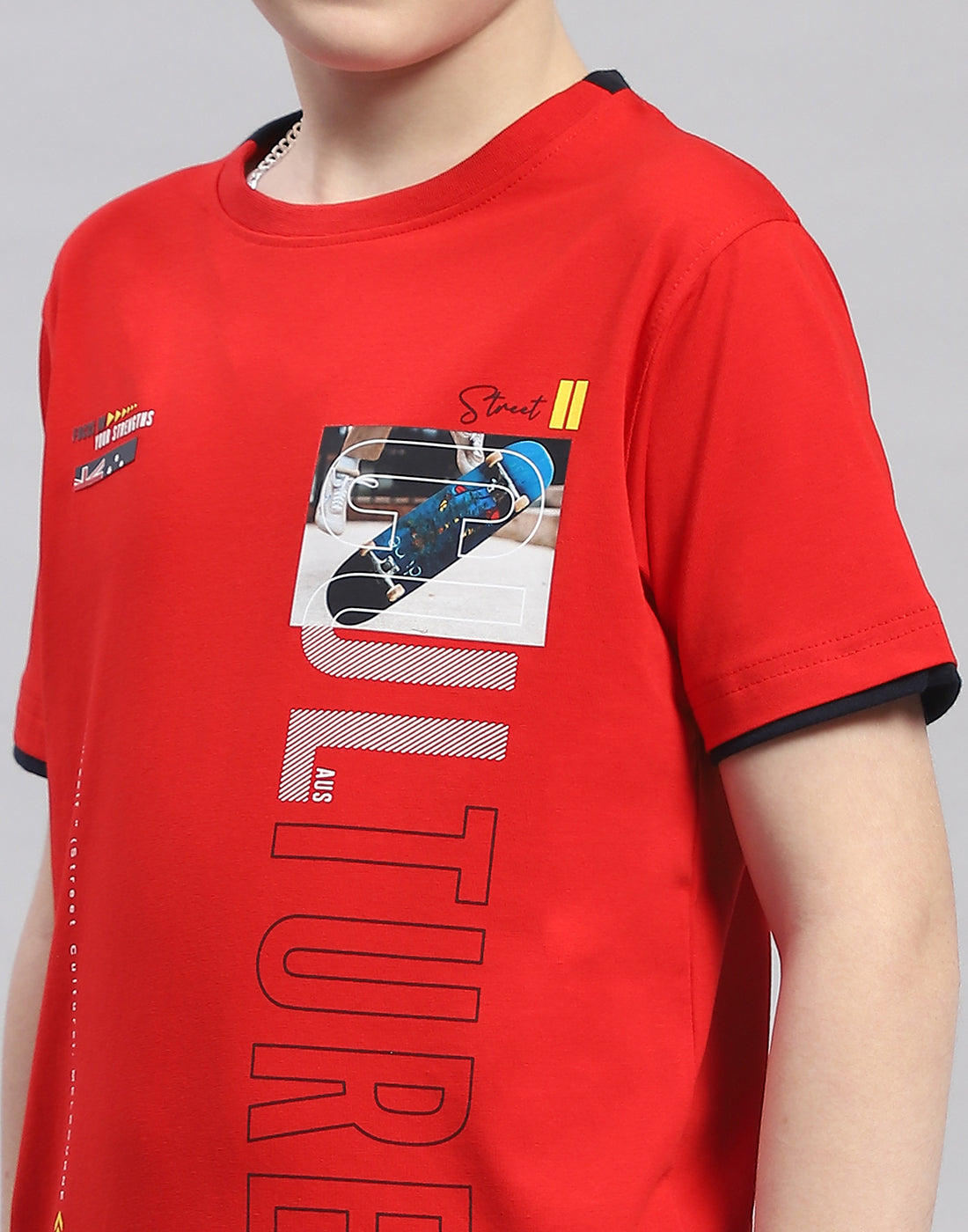 Boys Red Printed Round Neck Half Sleeve T-Shirt