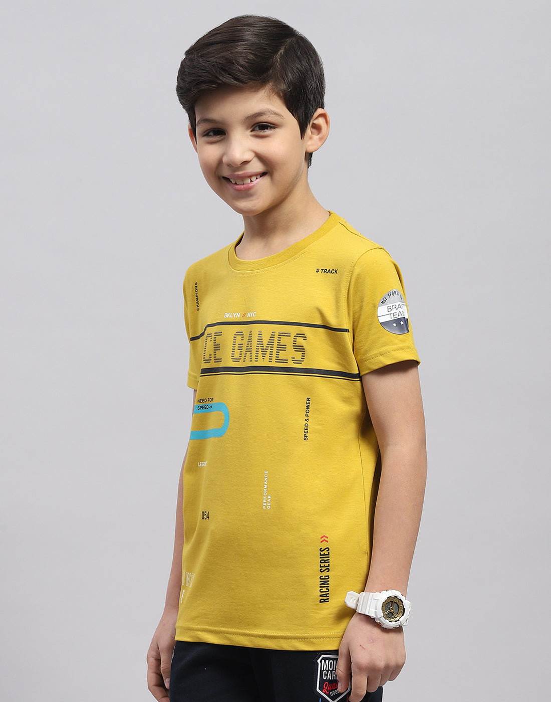 Boys Yellow Printed Round Neck Half Sleeve T-Shirt
