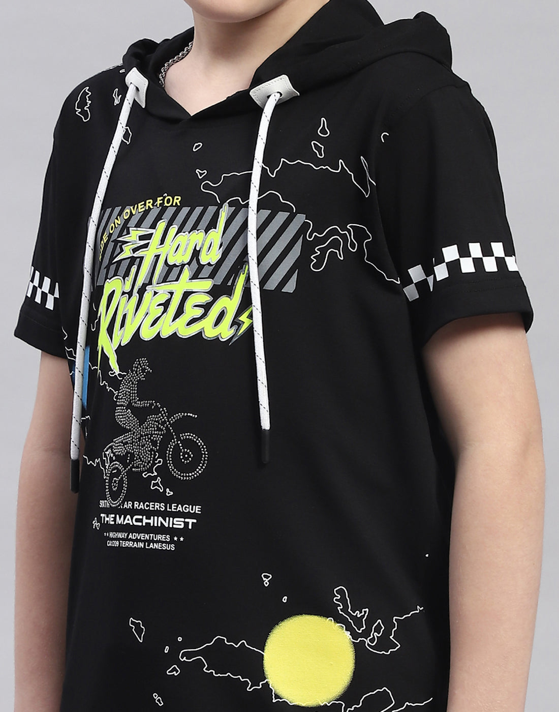 Boys Black Printed Hooded Half Sleeve T-Shirt