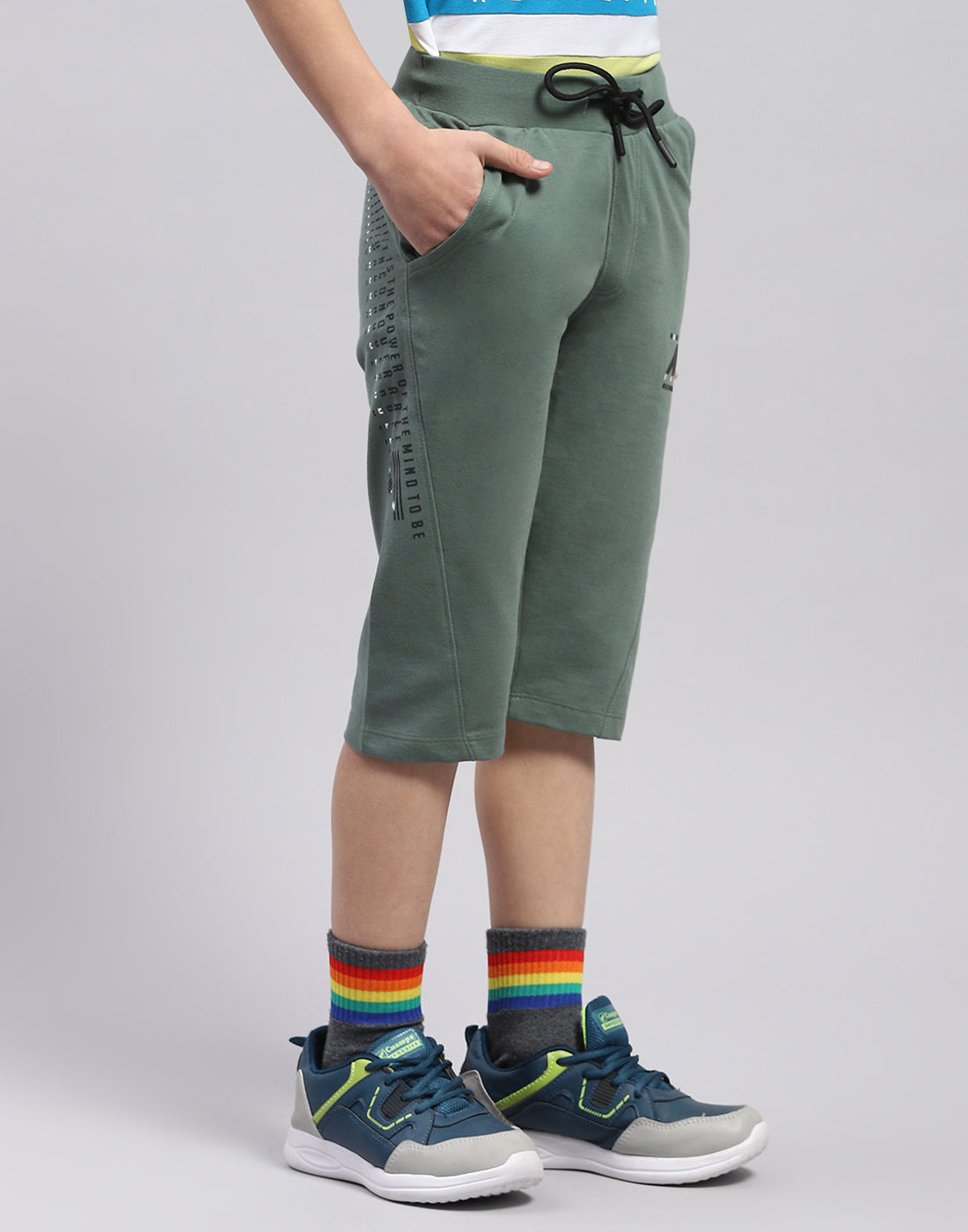 Boys Green Printed Regular Fit Capri