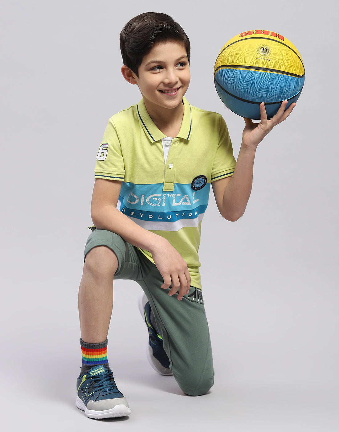 Boys Green Printed Regular Fit Capri