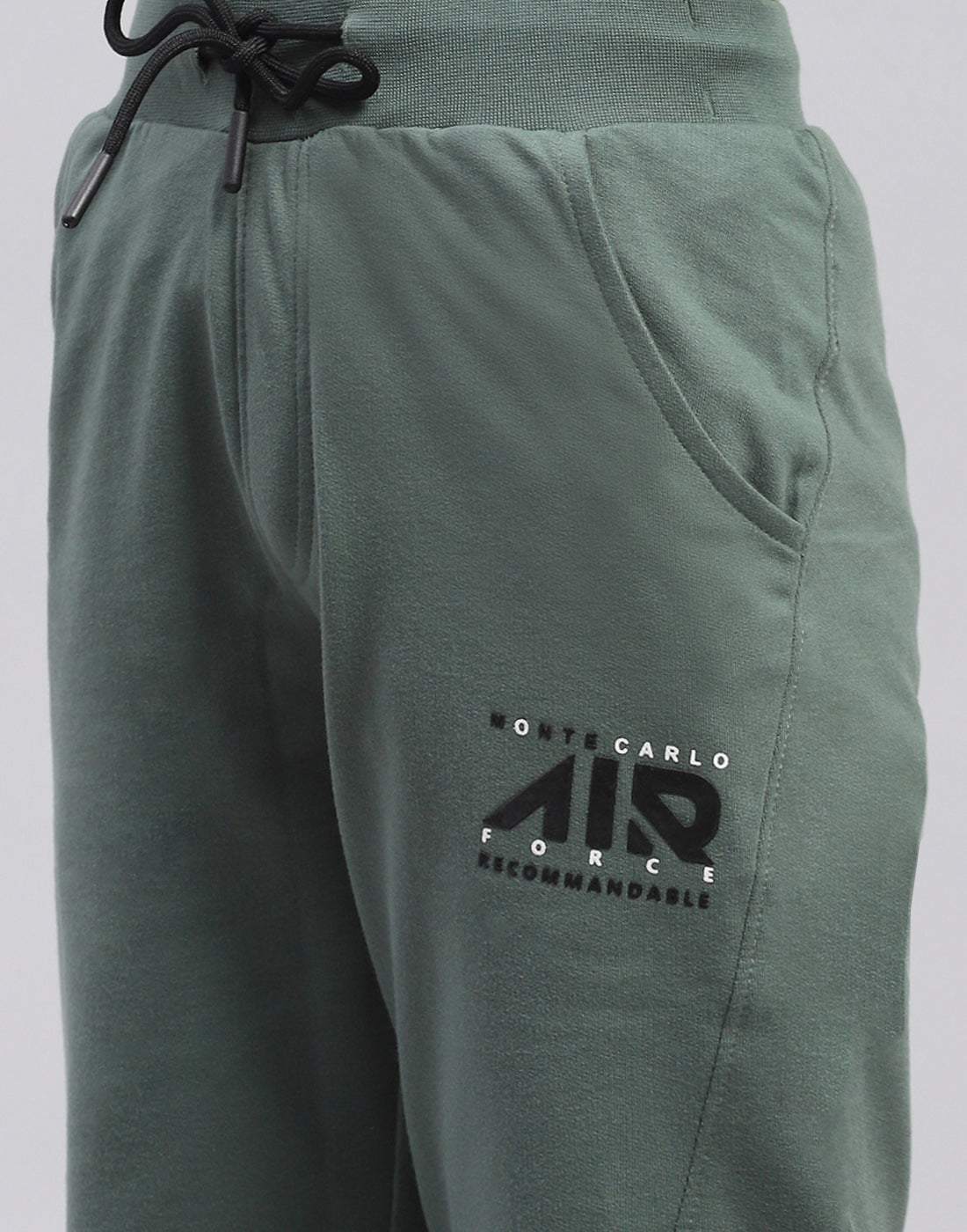 Boys Green Printed Regular Fit Capri