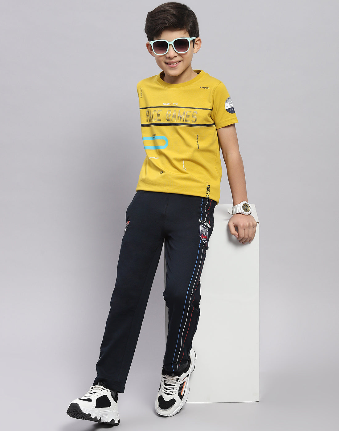 Boys Navy Blue Printed Regular Fit Lower