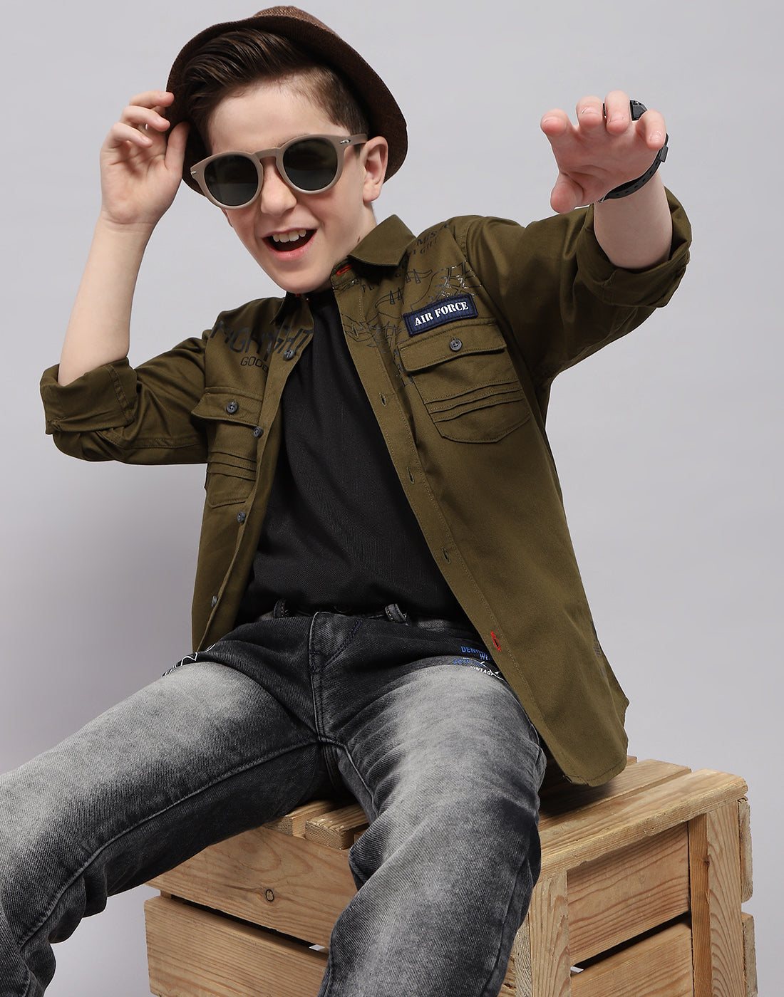 Boys Olive Solid Collar Full Sleeve Shirt