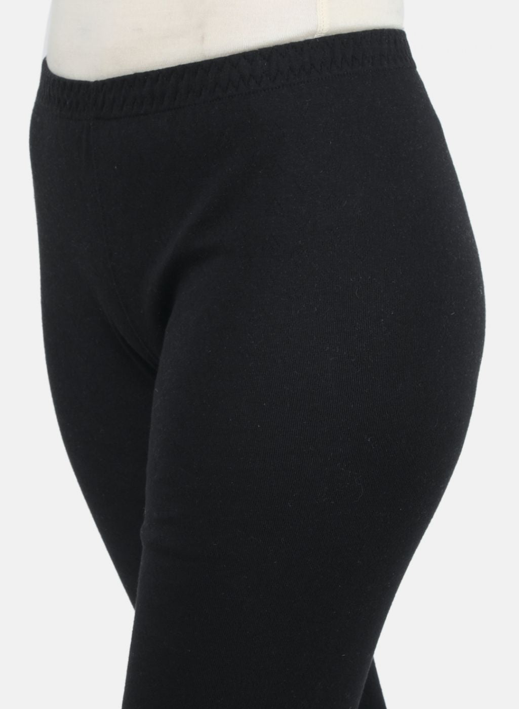 Women Black Solid Thermal Lower