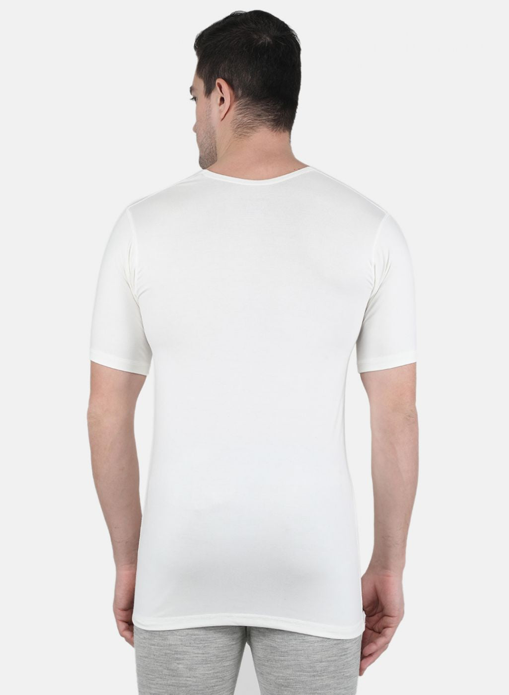 Men Off White Solid Thermal Vest