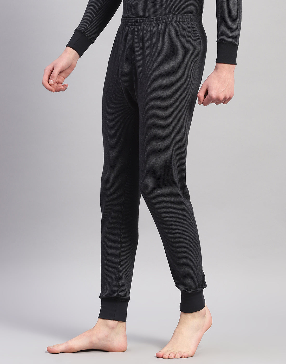 Men Black Solid Thermal Lower