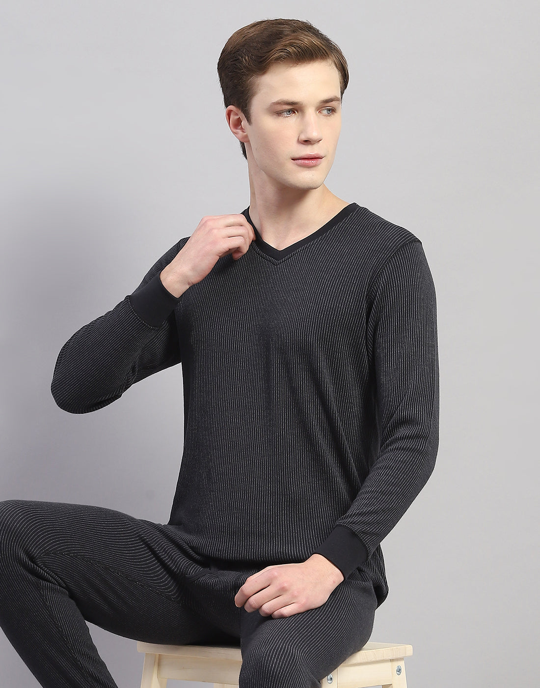 Men Black Solid Thermal Lower