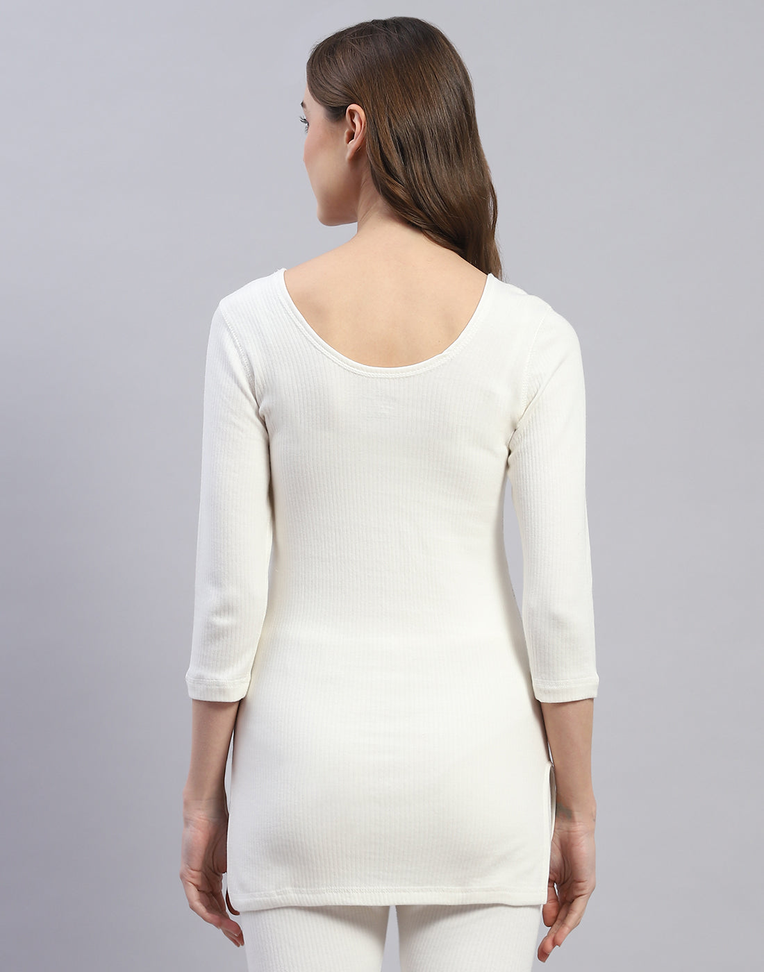 Women Off White Solid Round Neck 3/4 Sleeve Thermal Vest