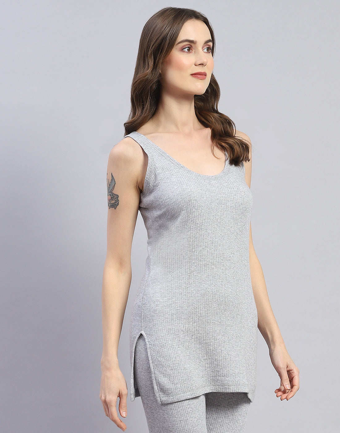 Women Grey Solid Round Neck Sleeveless Thermal Vest