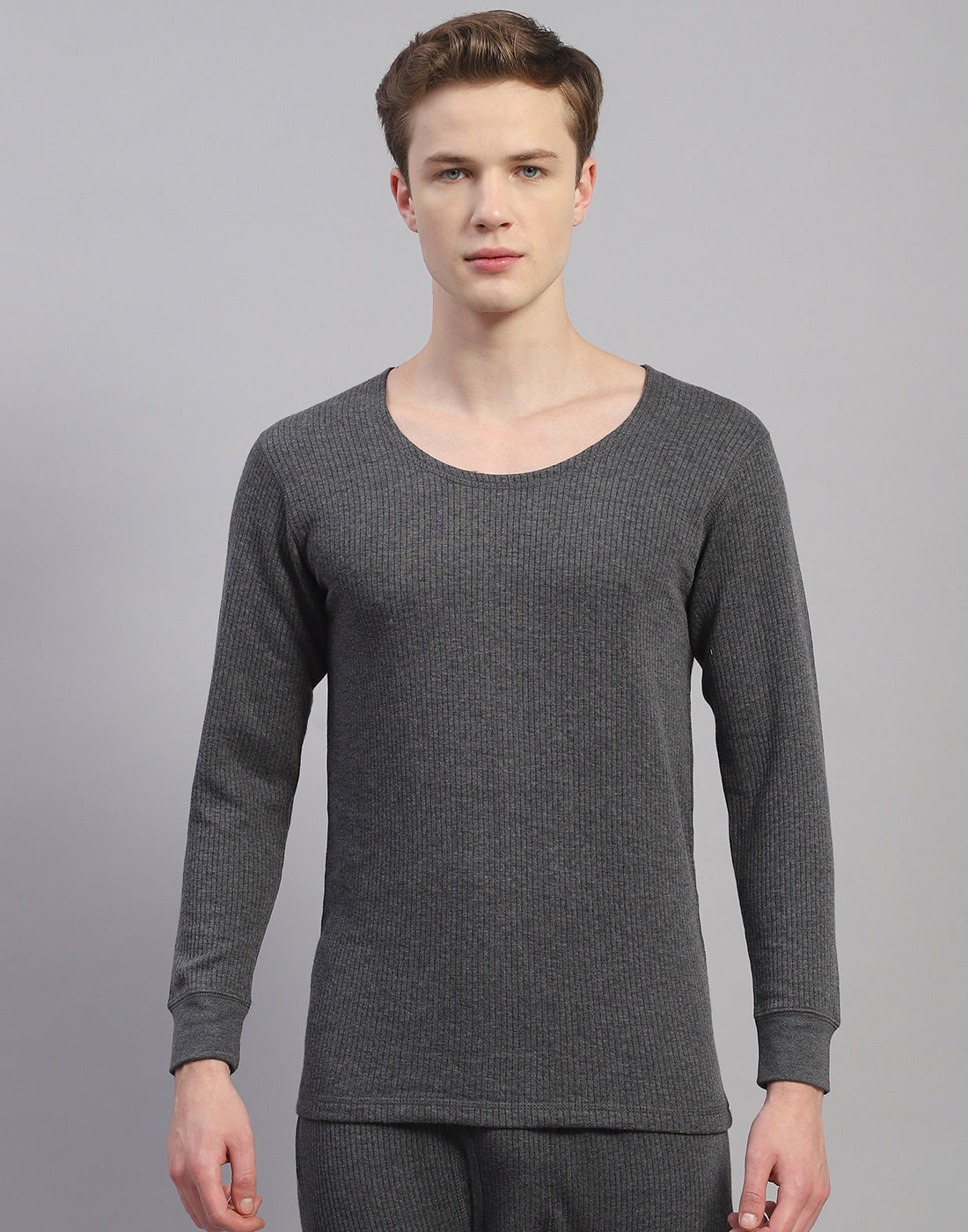 Men Grey Solid Round Neck Full Sleeve Thermal Vest