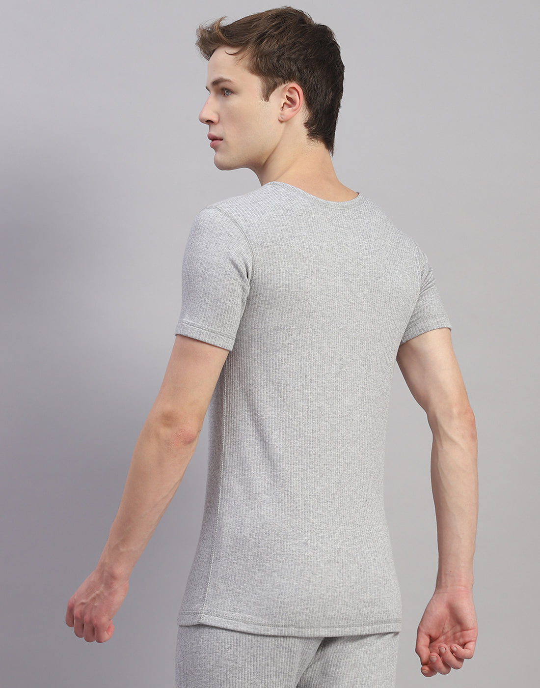 Men Grey Solid Round Neck Half Sleeve Thermal Vest