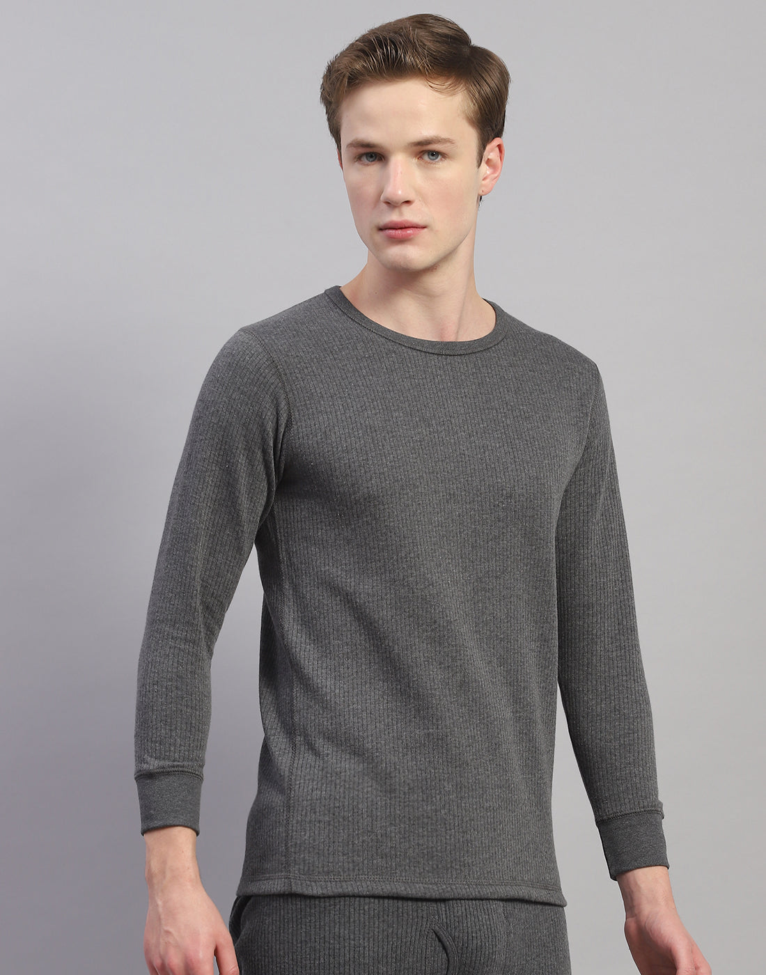 Men Grey Solid Round Neck Full Sleeve Thermal Vest