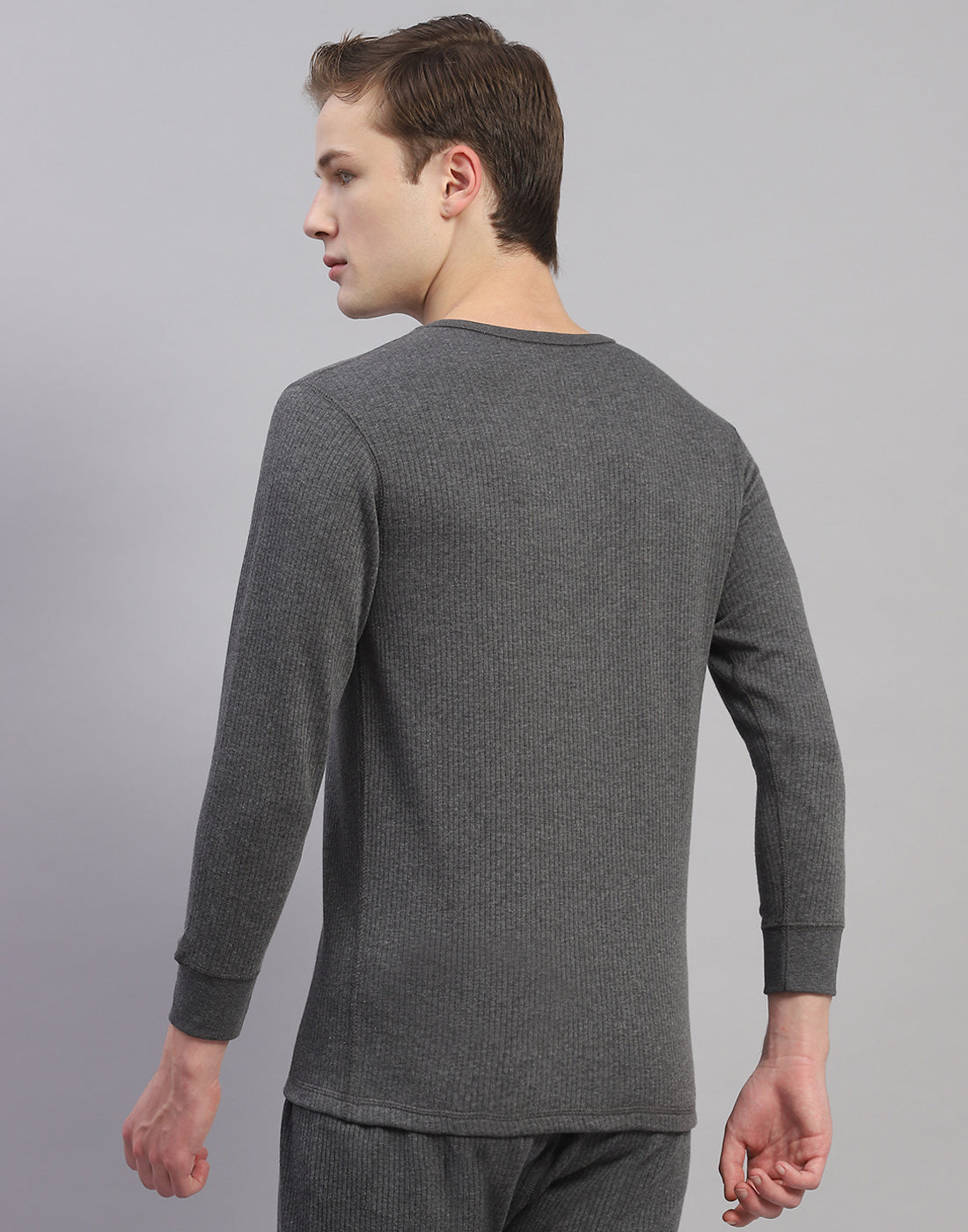 Men Grey Solid Round Neck Full Sleeve Thermal Vest