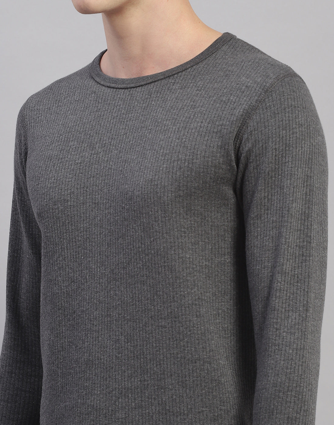 Men Grey Solid Round Neck Full Sleeve Thermal Vest