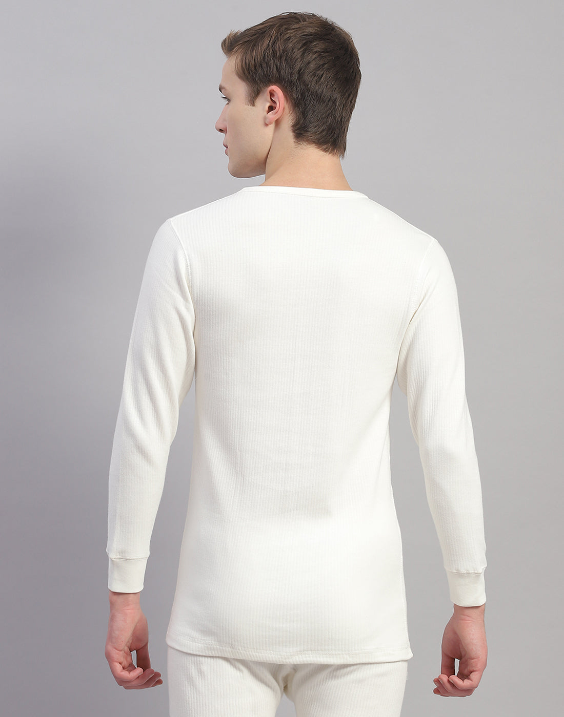 Men Off White Solid Round Neck Full Sleeve Thermal Vest