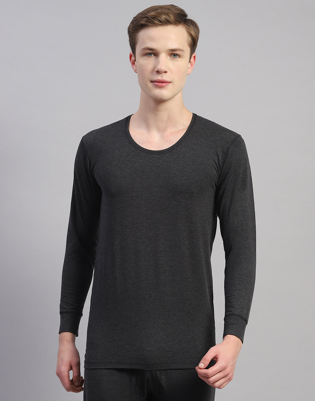 Men Grey Solid Round Neck Full Sleeve Thermal Vest