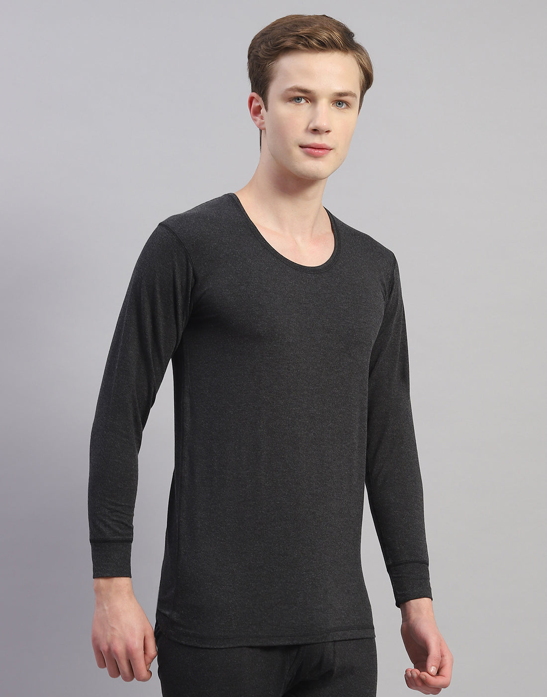 Men Grey Solid Round Neck Full Sleeve Thermal Vest