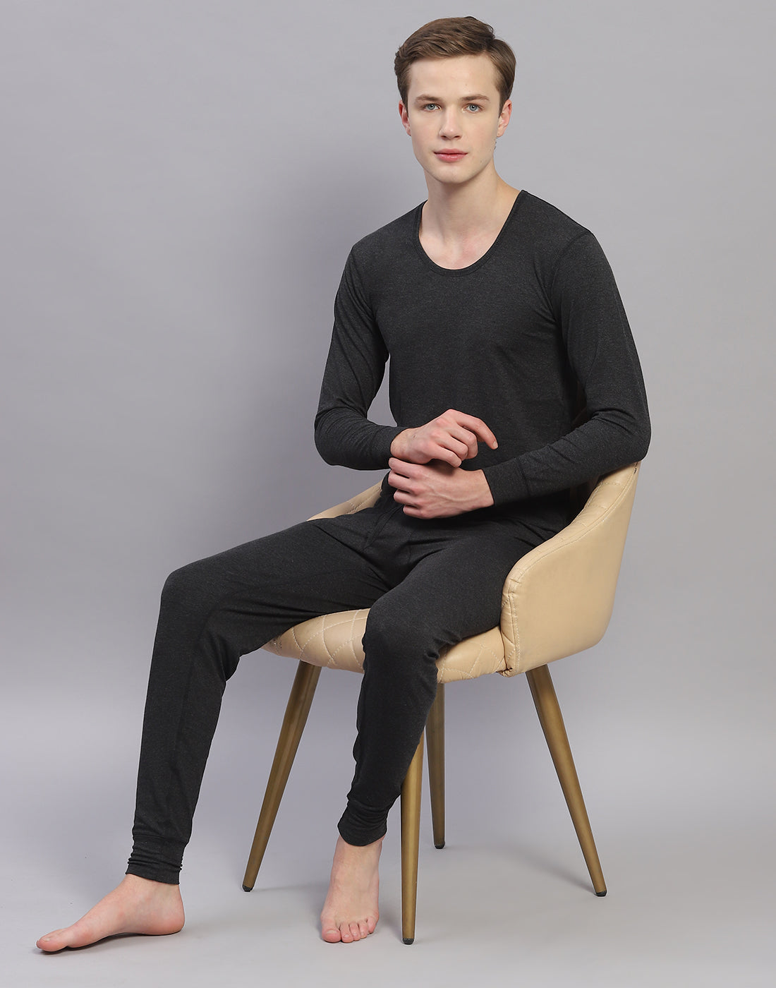 Men Grey Solid Round Neck Full Sleeve Thermal Vest