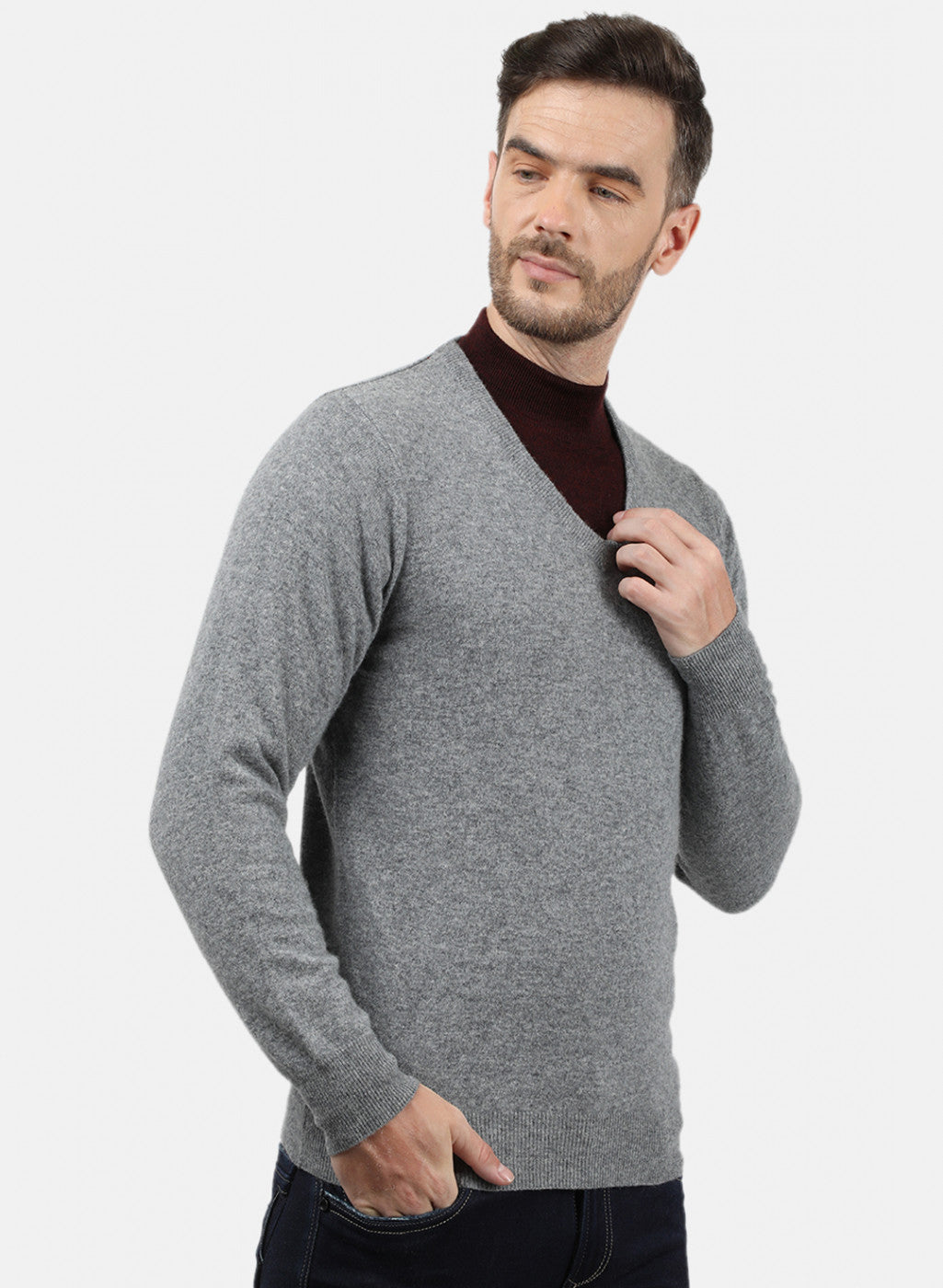 Men Grey Solid Pullover